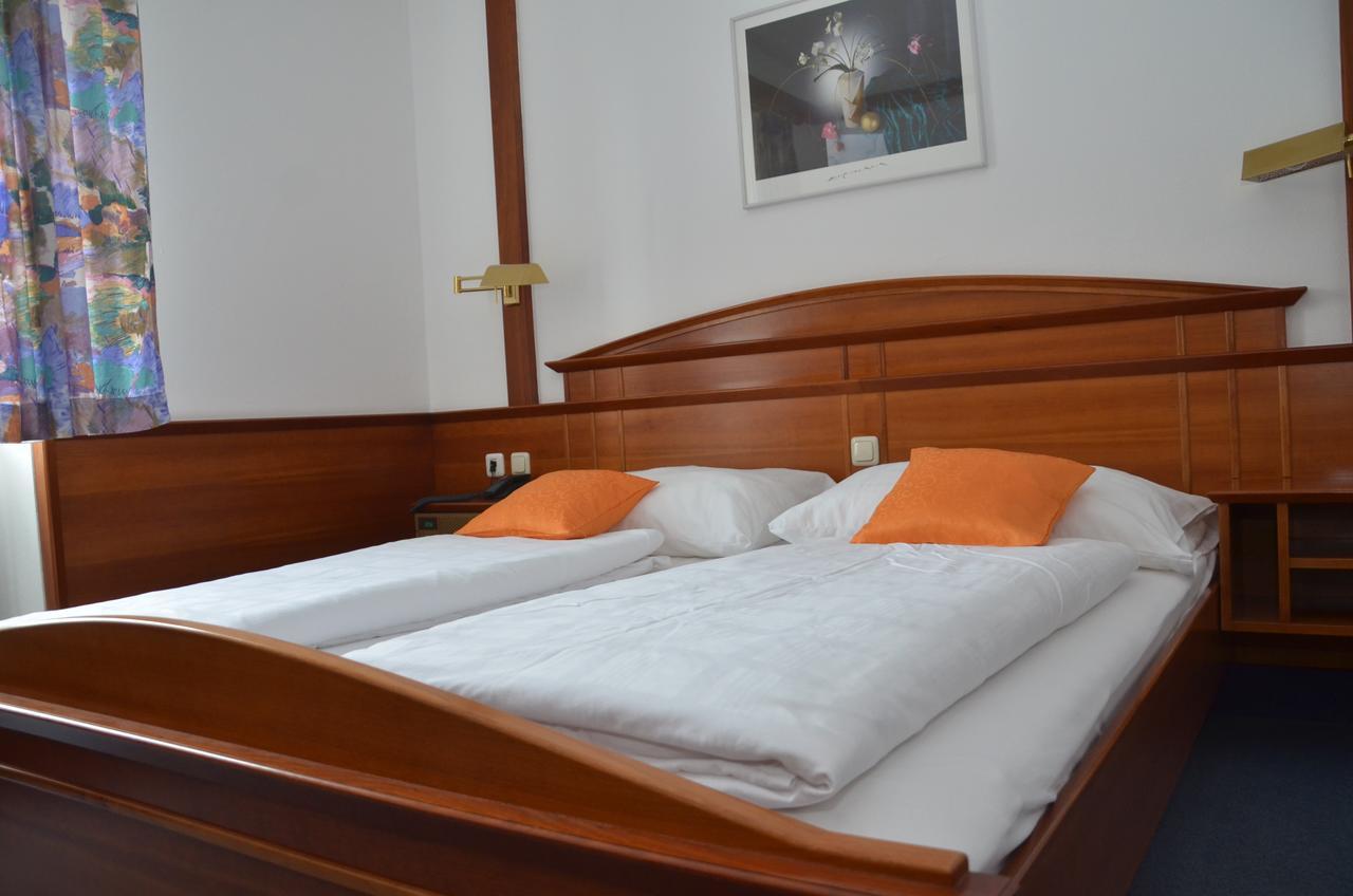 Gasthof Stoeckler Hotel Enns Luaran gambar